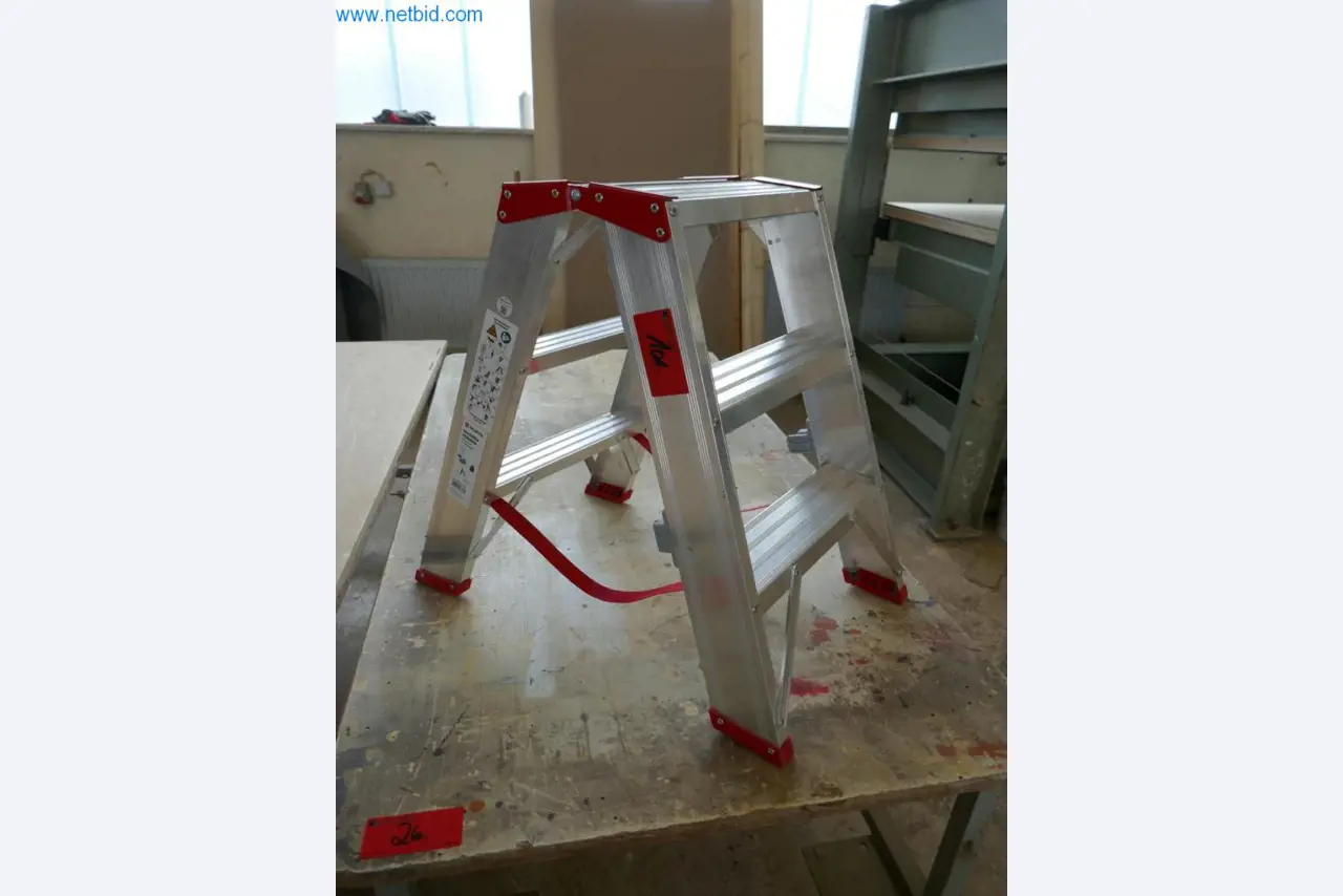 Máquinas, activos fixos tangíveis e existências do segmento de construção de carpintaria/mobiliário-1