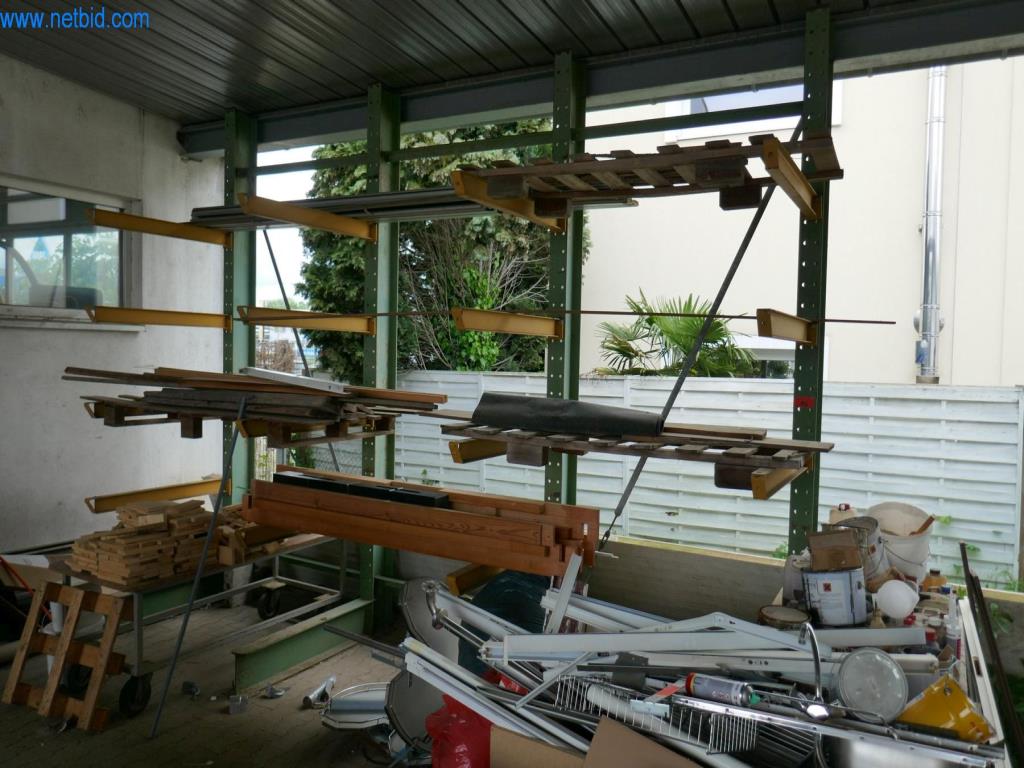 Stroje, pozemky, budovy a zařízení a zásoby ze segmentu truhlářství/nábytkářství.-1