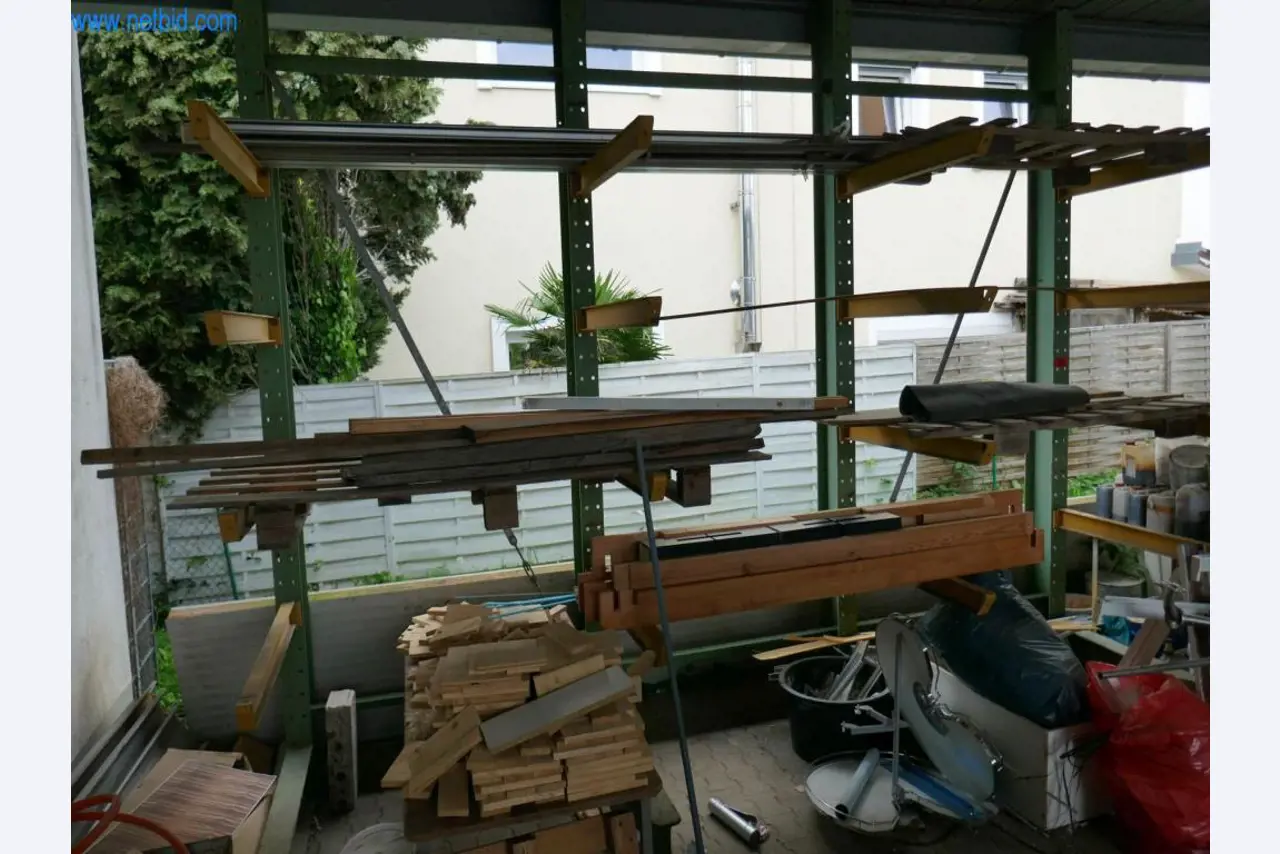 Stroje, pozemky, budovy a zařízení a zásoby ze segmentu truhlářství/nábytkářství.-2