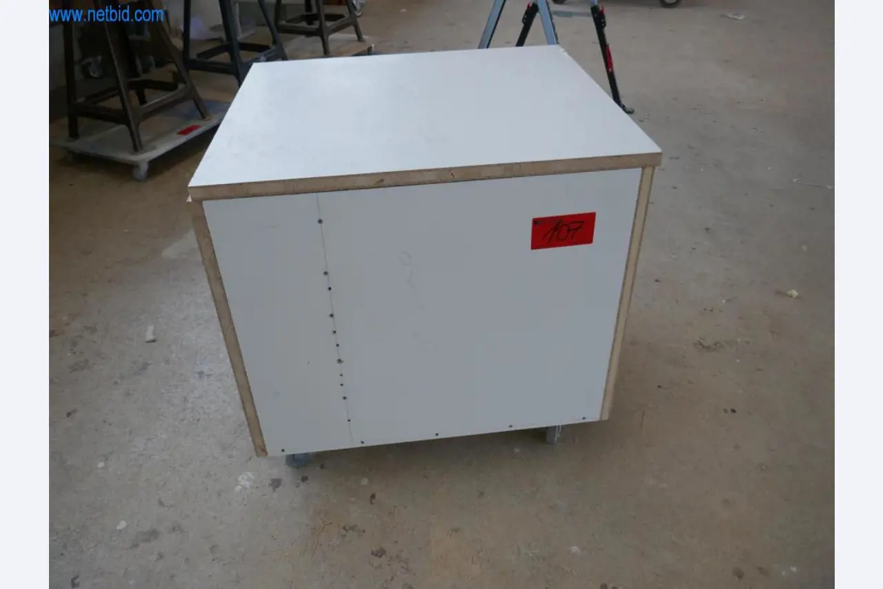 Maquinaria, inmovilizado material y existencias del segmento de construcción de carpintería/muebles-6