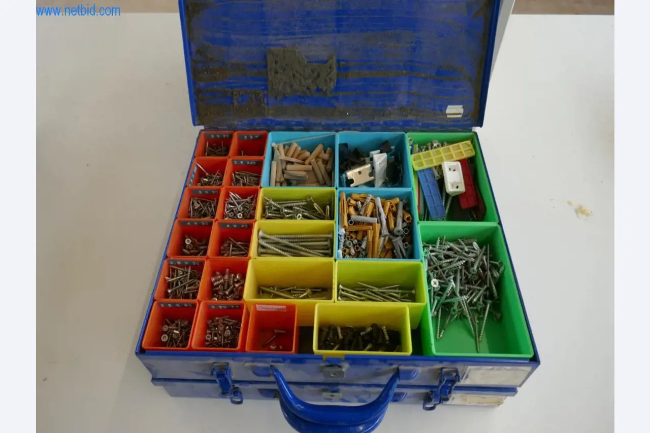 Maquinaria, inmovilizado material y existencias del segmento de construcción de carpintería/muebles-3