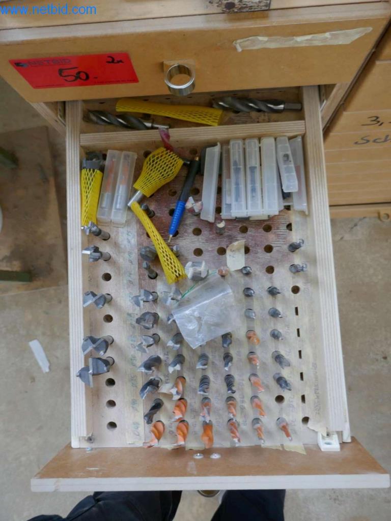 Maquinaria, inmovilizado material y existencias del segmento de construcción de carpintería/muebles-19