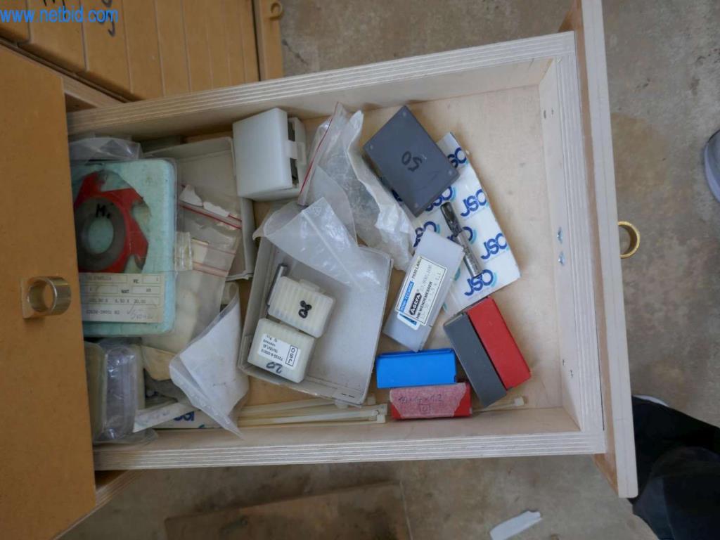 Maquinaria, inmovilizado material y existencias del segmento de construcción de carpintería/muebles-20