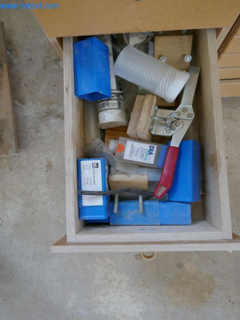 Maquinaria, inmovilizado material y existencias del segmento de construcción de carpintería/muebles-22