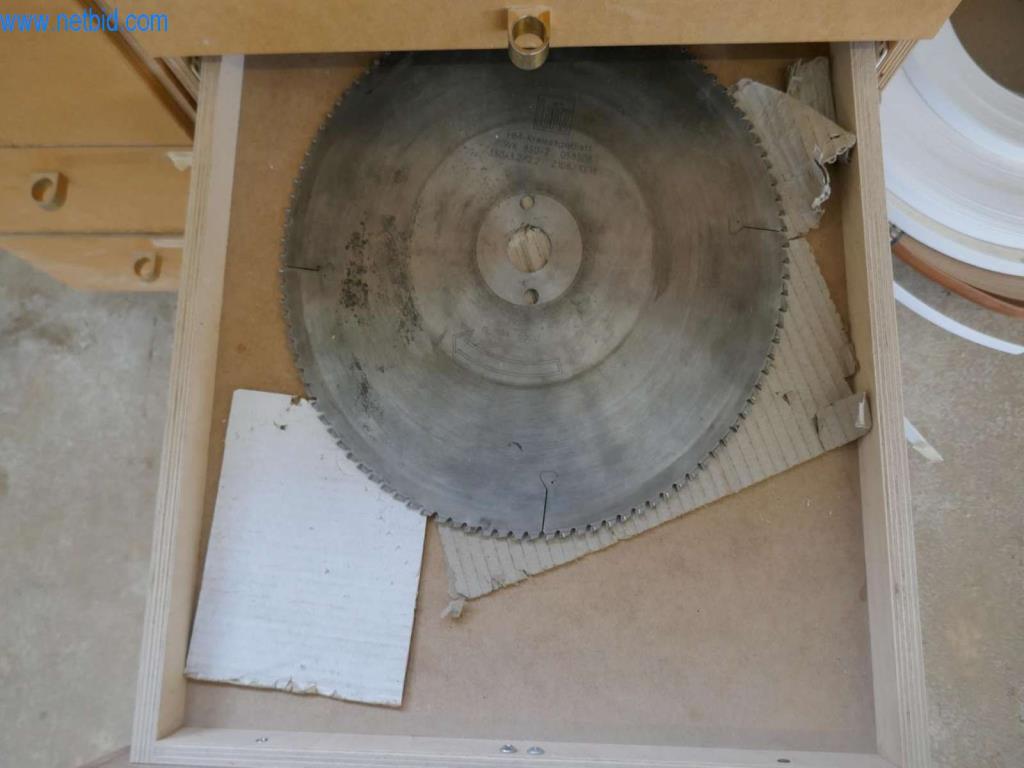 Maquinaria, inmovilizado material y existencias del segmento de construcción de carpintería/muebles-9