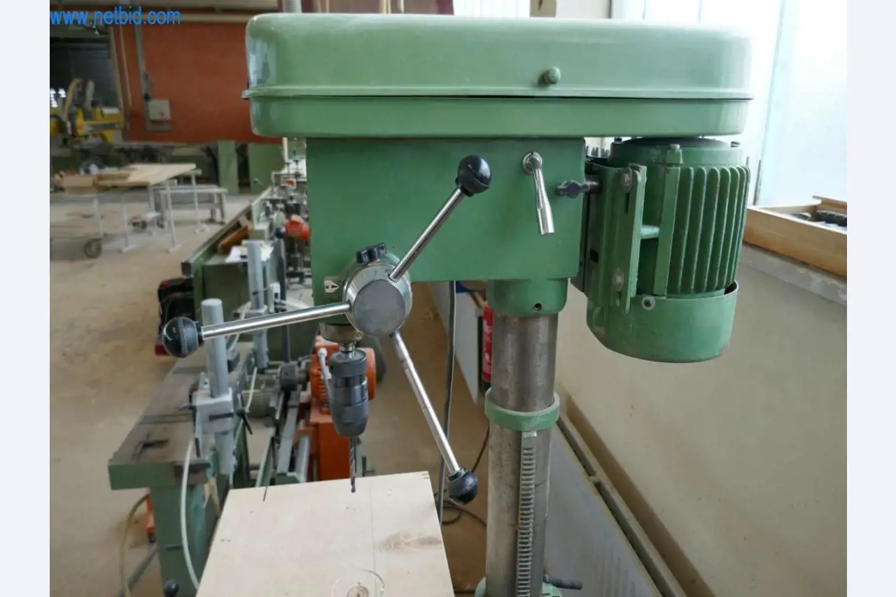 Maquinaria, inmovilizado material y existencias del segmento de construcción de carpintería/muebles-2