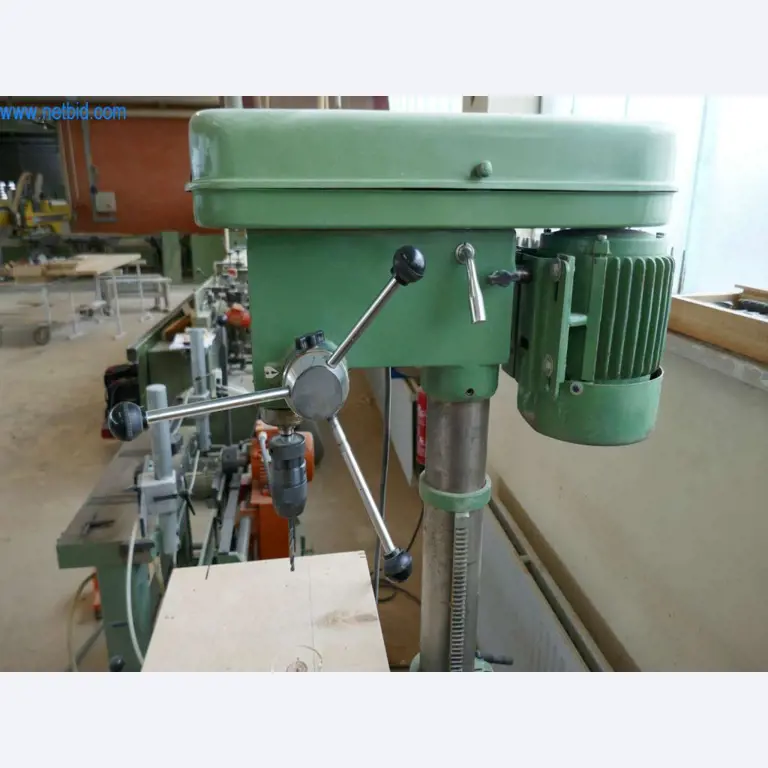 Maquinaria, inmovilizado material y existencias del segmento de construcción de carpintería/muebles-2