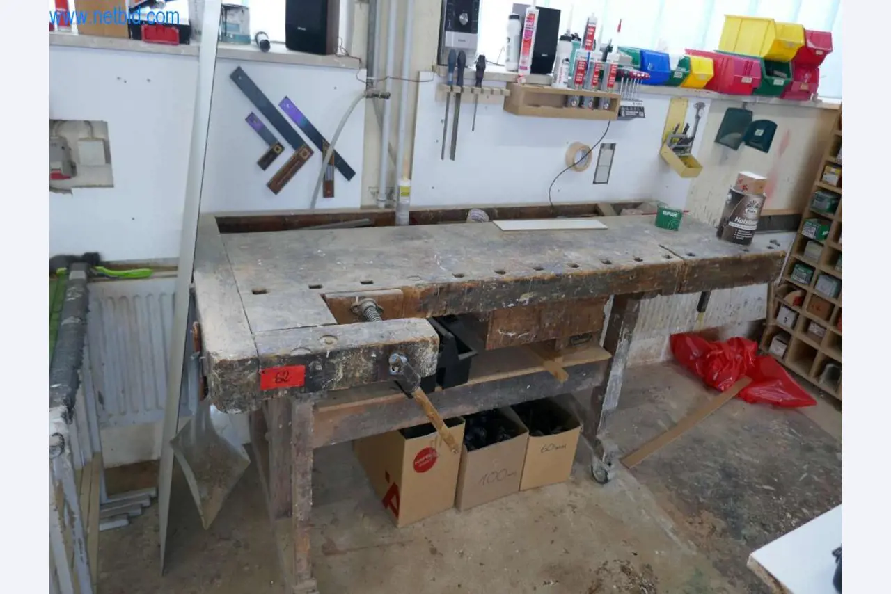 Maschinen, BGA und Warenvorräte aus dem Bereich Schreinerei/-Möbelbau -1