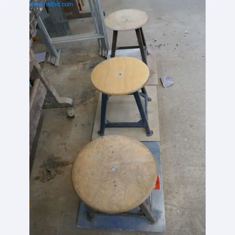 Stroje, pozemky, budovy a zařízení a zásoby ze segmentu truhlářství/nábytkářství.-4