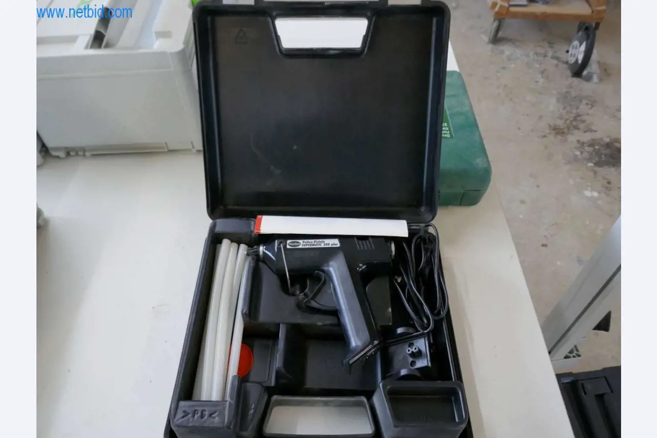 Stroje, pozemky, budovy a zařízení a zásoby ze segmentu truhlářství/nábytkářství.-3