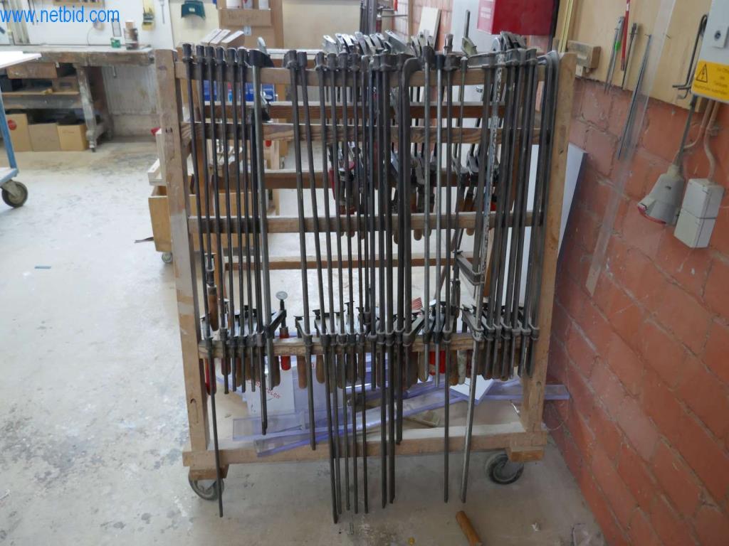 Maquinaria, inmovilizado material y existencias del segmento de construcción de carpintería/muebles-2