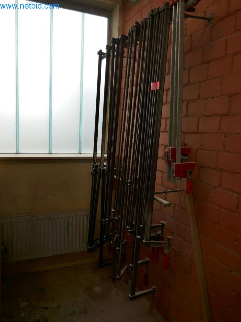 Maquinaria, inmovilizado material y existencias del segmento de construcción de carpintería/muebles-3