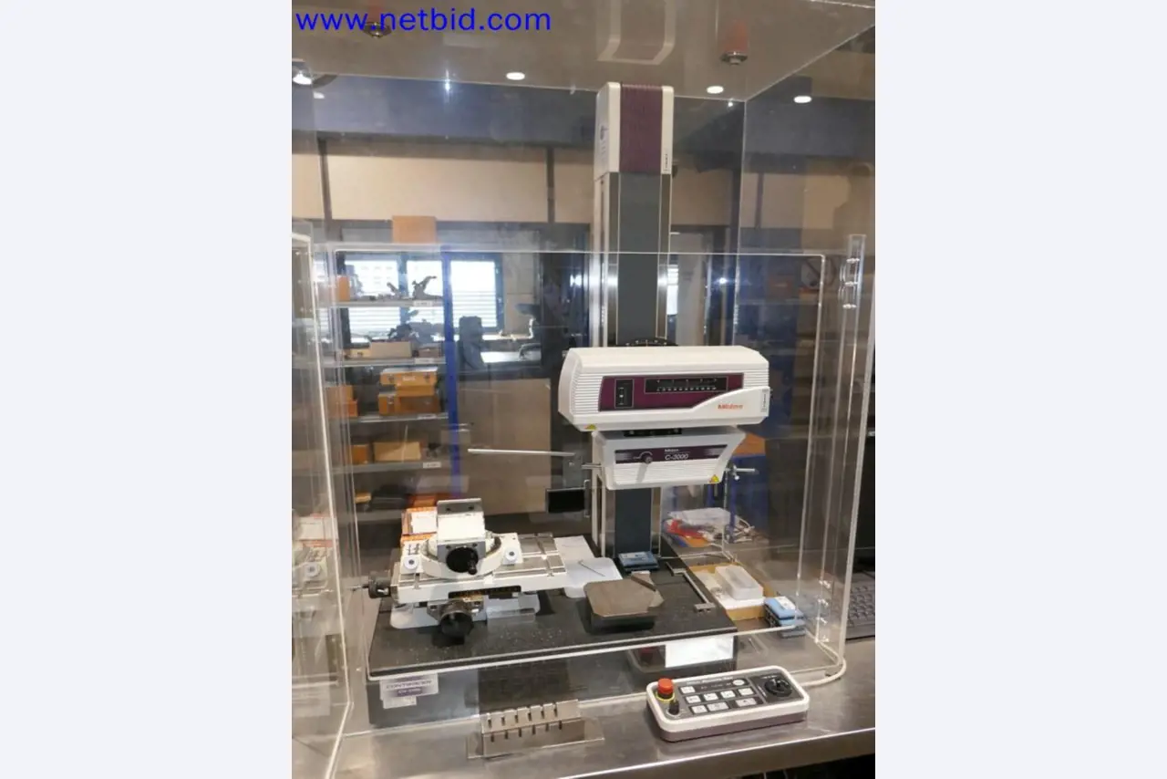 Machines from the toolmaking sector (CNC machining, grinding technology)-5