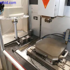 Máquina de electroerosión por penetración CNC (SE1) Exeron EDM310MF20