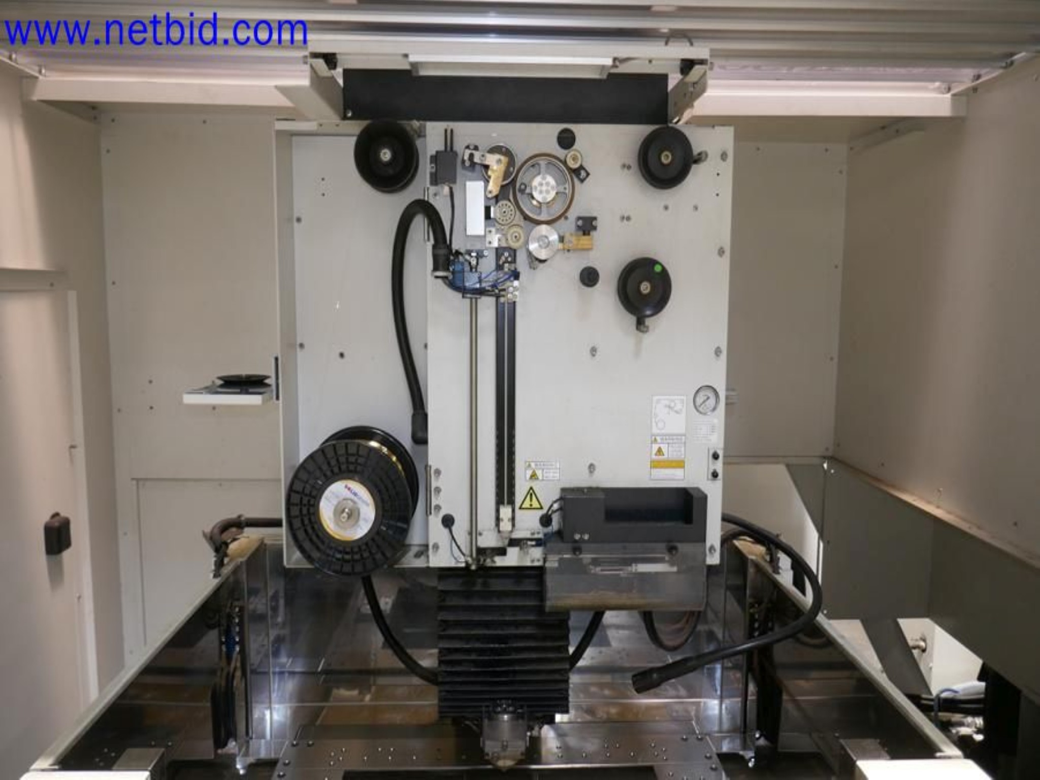 Machines from the toolmaking sector (CNC machining, grinding technology)-4