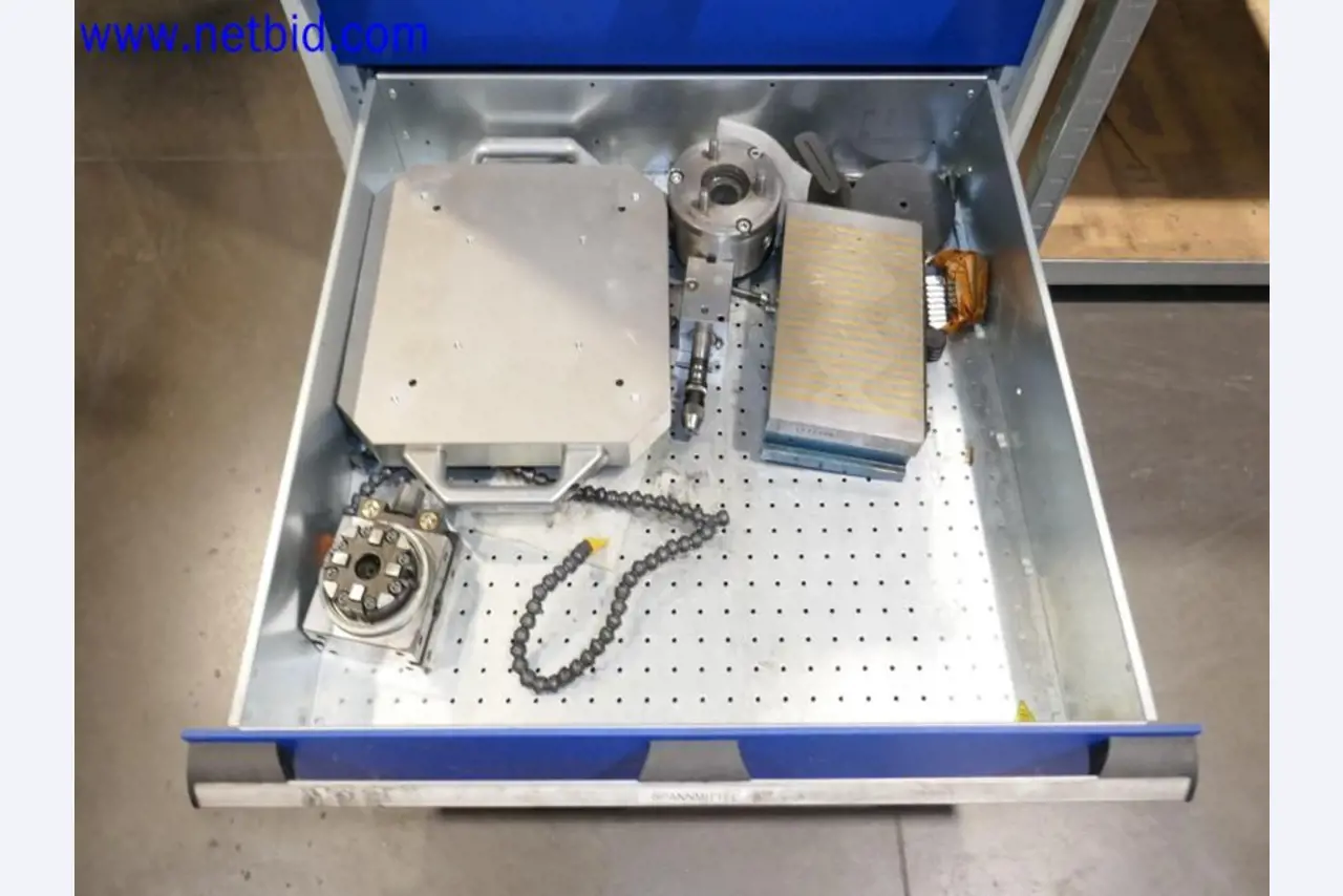 Machines from the toolmaking sector (CNC machining, grinding technology)-2