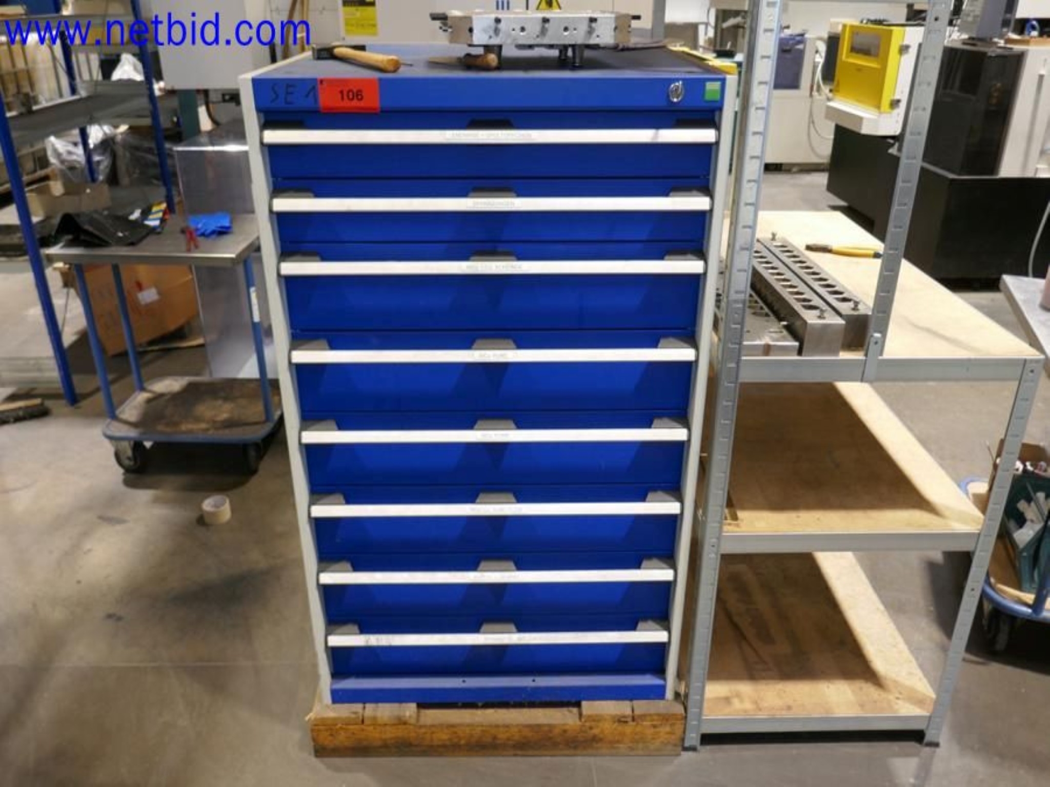 Machines from the toolmaking sector (CNC machining, grinding technology)-1