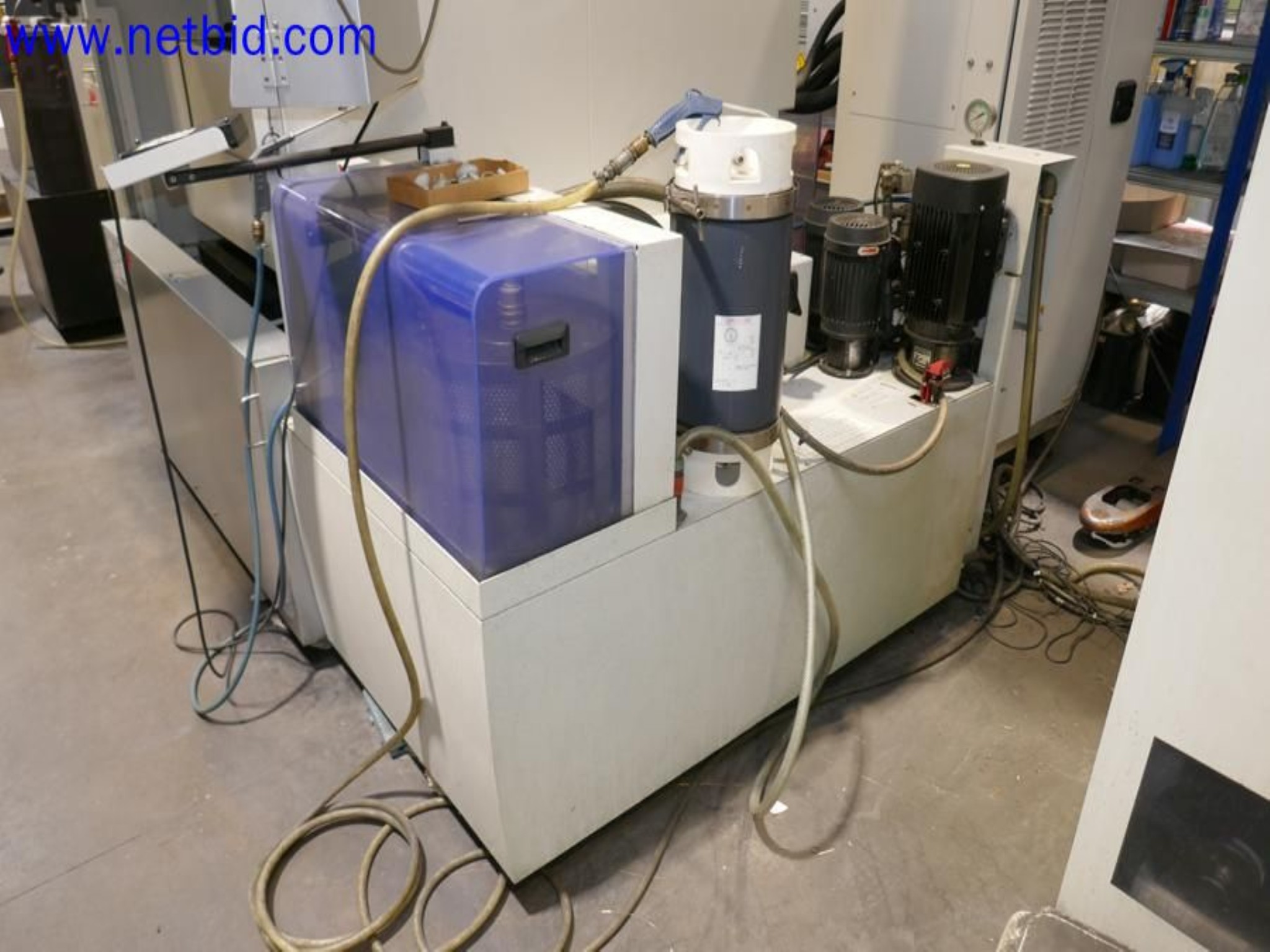 Machines from the toolmaking sector (CNC machining, grinding technology)-6