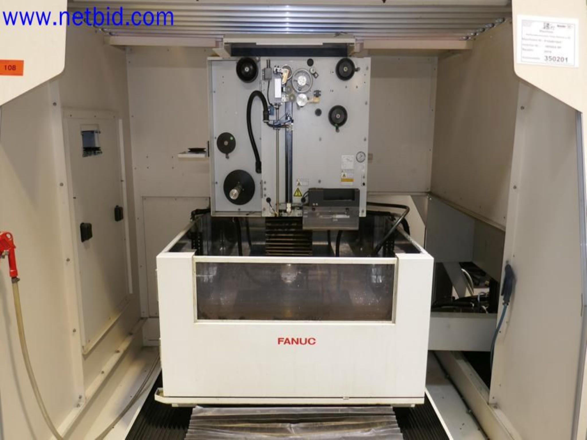 Machines from the toolmaking sector (CNC machining, grinding technology)-3