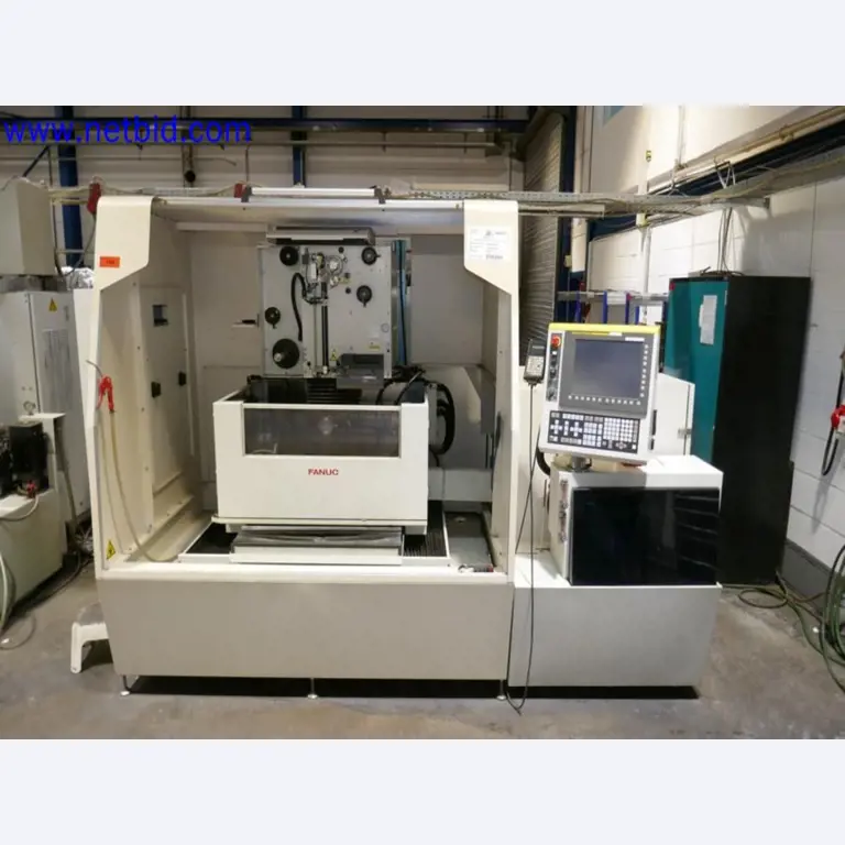 Machines from the toolmaking sector (CNC machining, grinding technology)-1