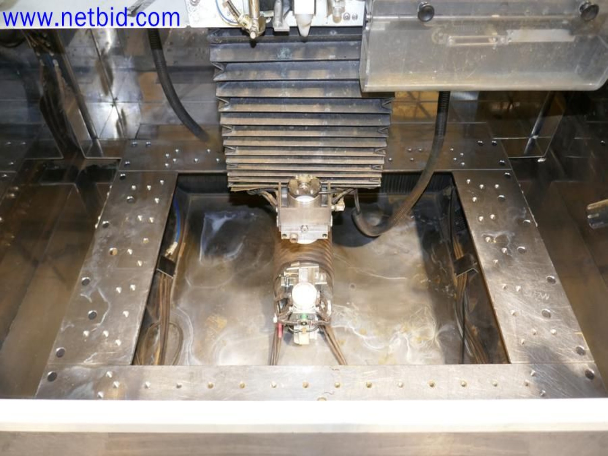 Machines from the toolmaking sector (CNC machining, grinding technology)-4