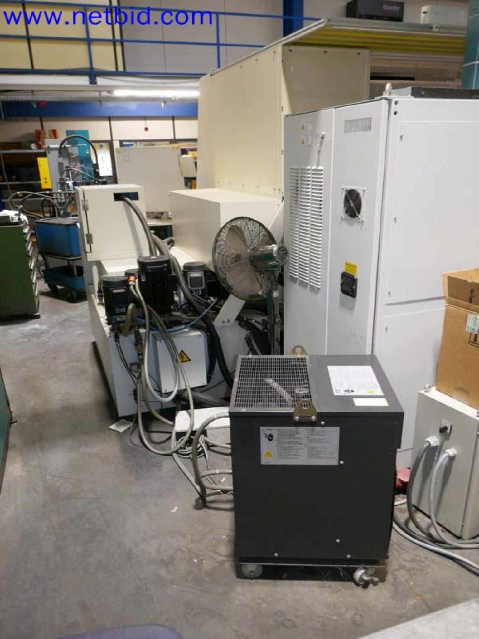 Machines from the toolmaking sector (CNC machining, grinding technology)-5