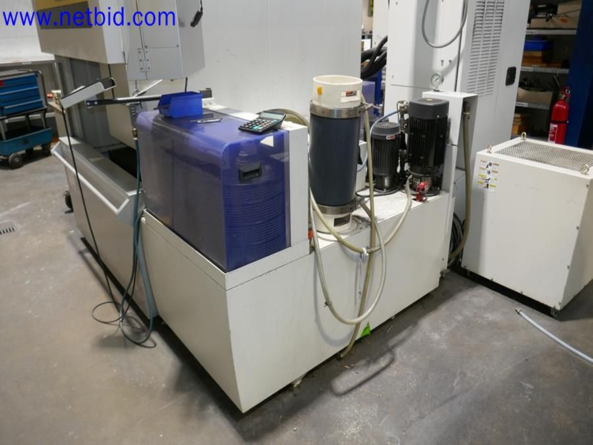 Machines from the toolmaking sector (CNC machining, grinding technology)-3