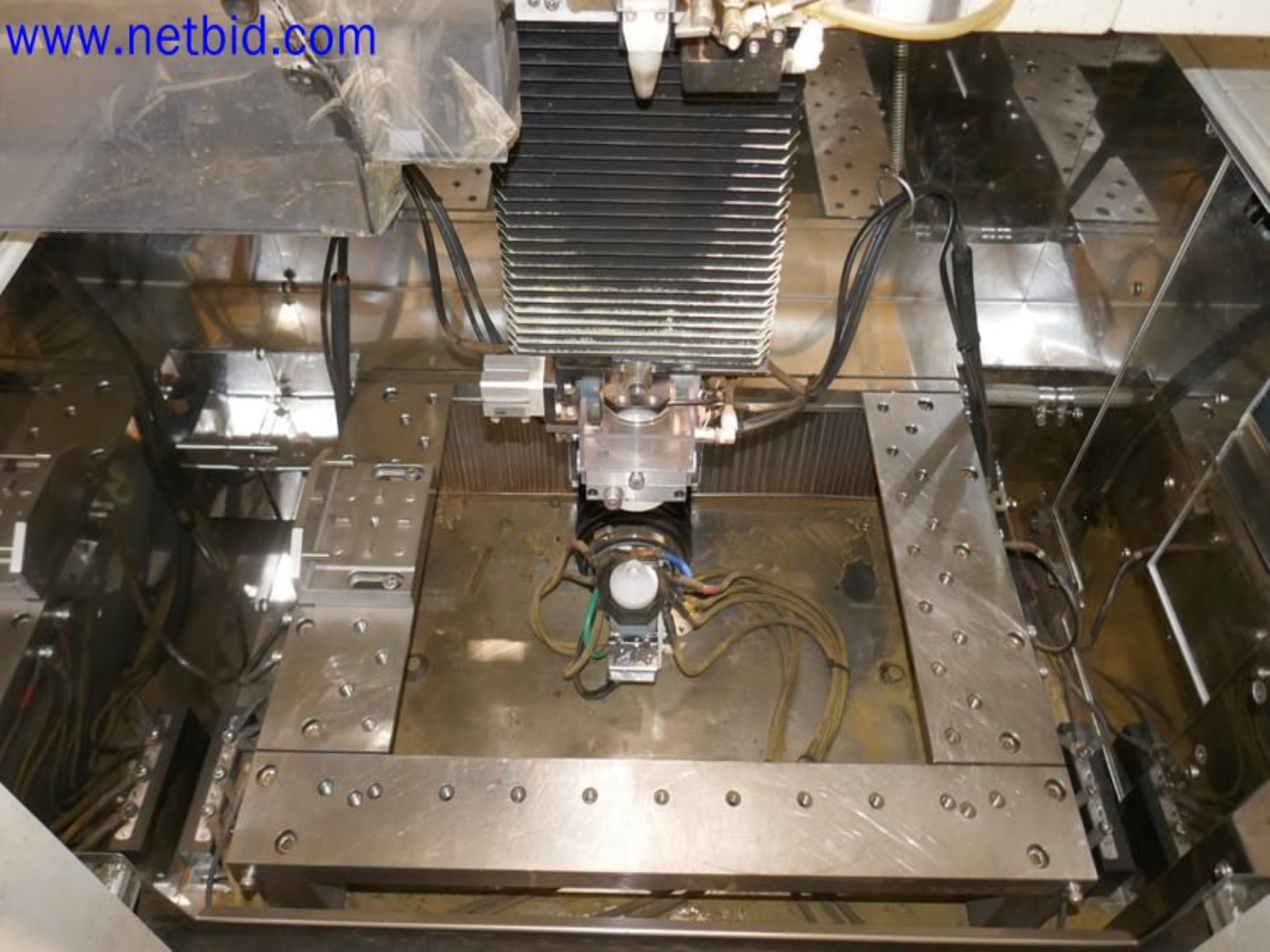 Machines from the toolmaking sector (CNC machining, grinding technology)-4