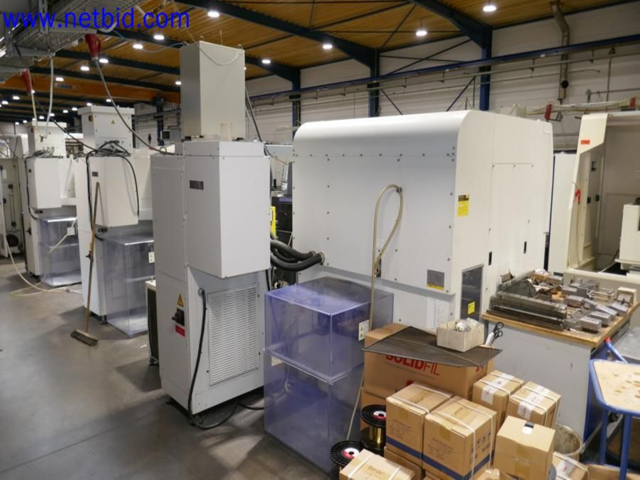 Machines from the toolmaking sector (CNC machining, grinding technology)-8