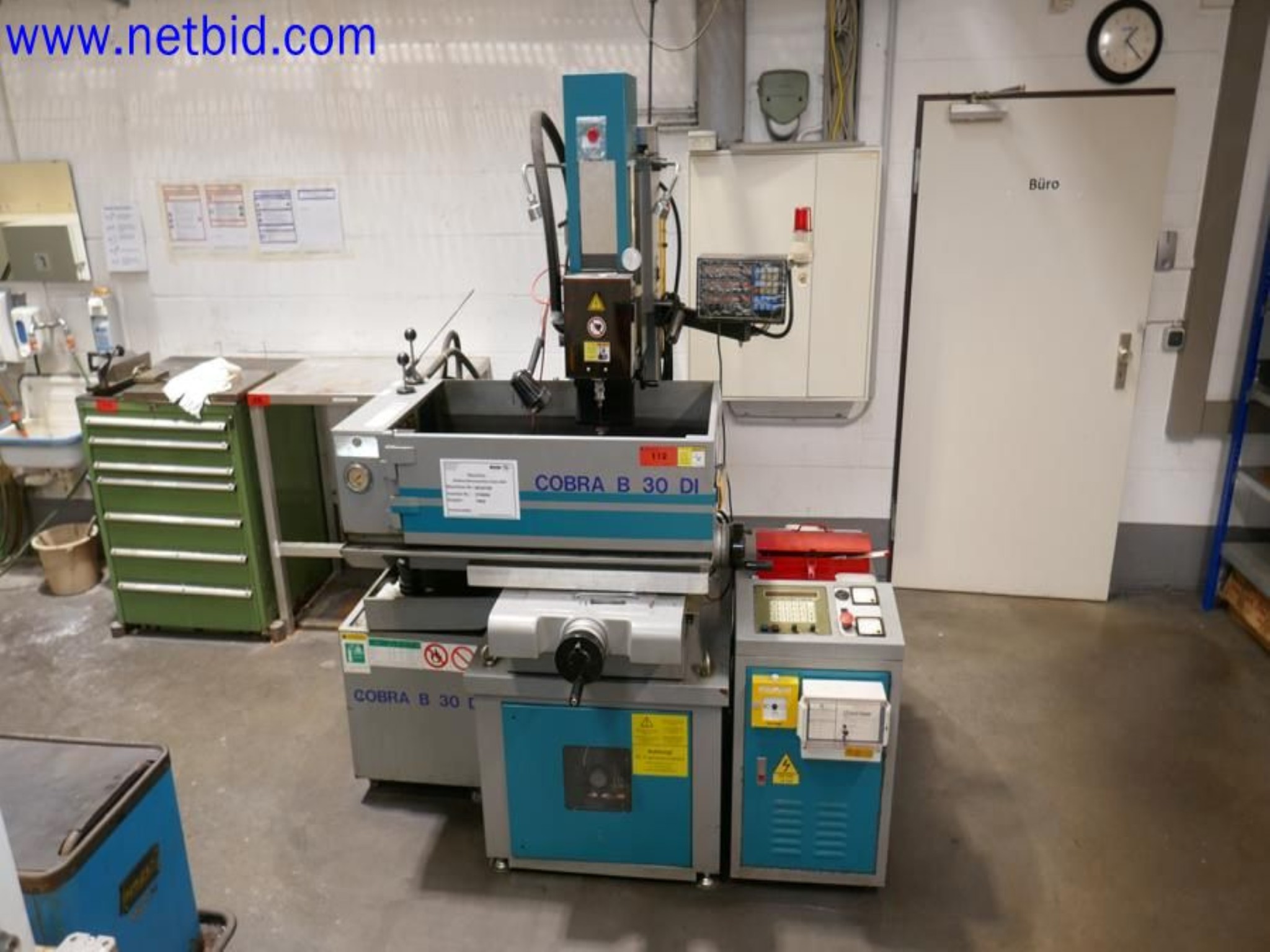 Machines from the toolmaking sector (CNC machining, grinding technology)-1