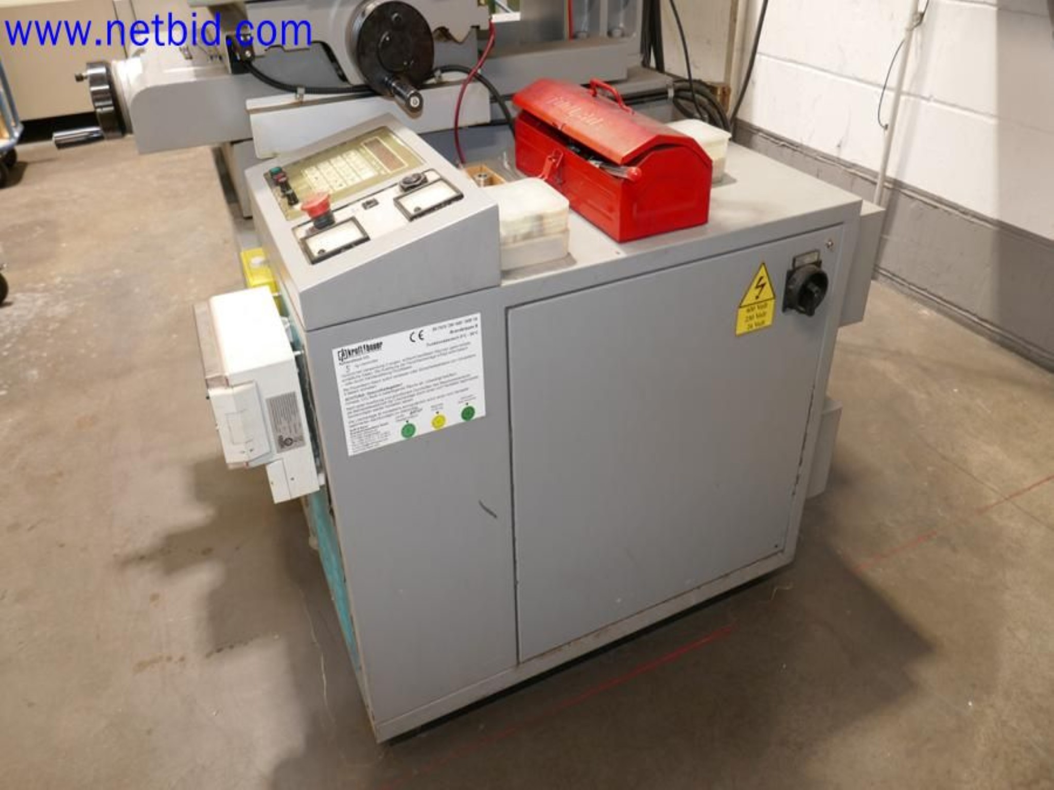 Machines from the toolmaking sector (CNC machining, grinding technology)-4