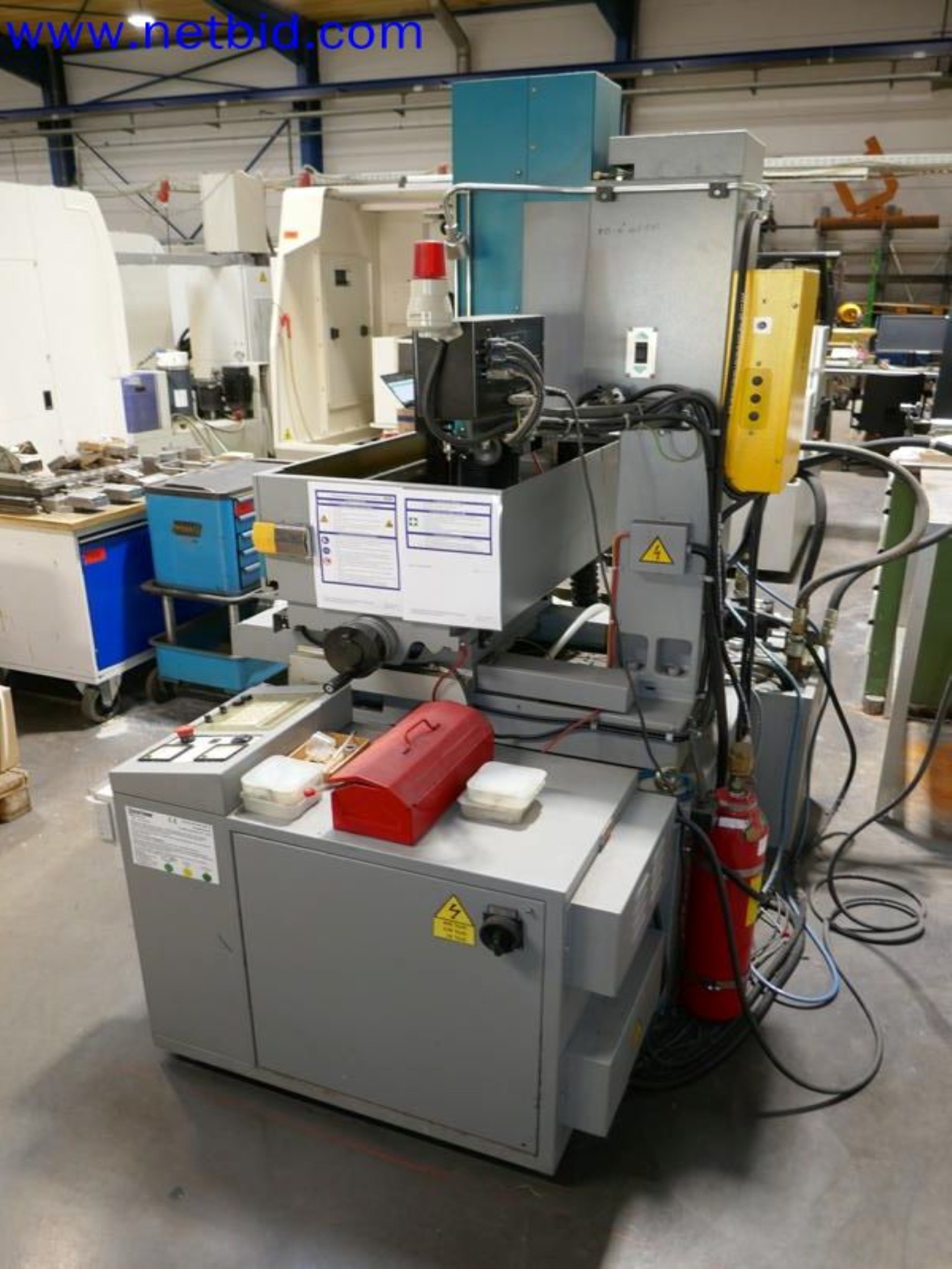 Machines from the toolmaking sector (CNC machining, grinding technology)-5