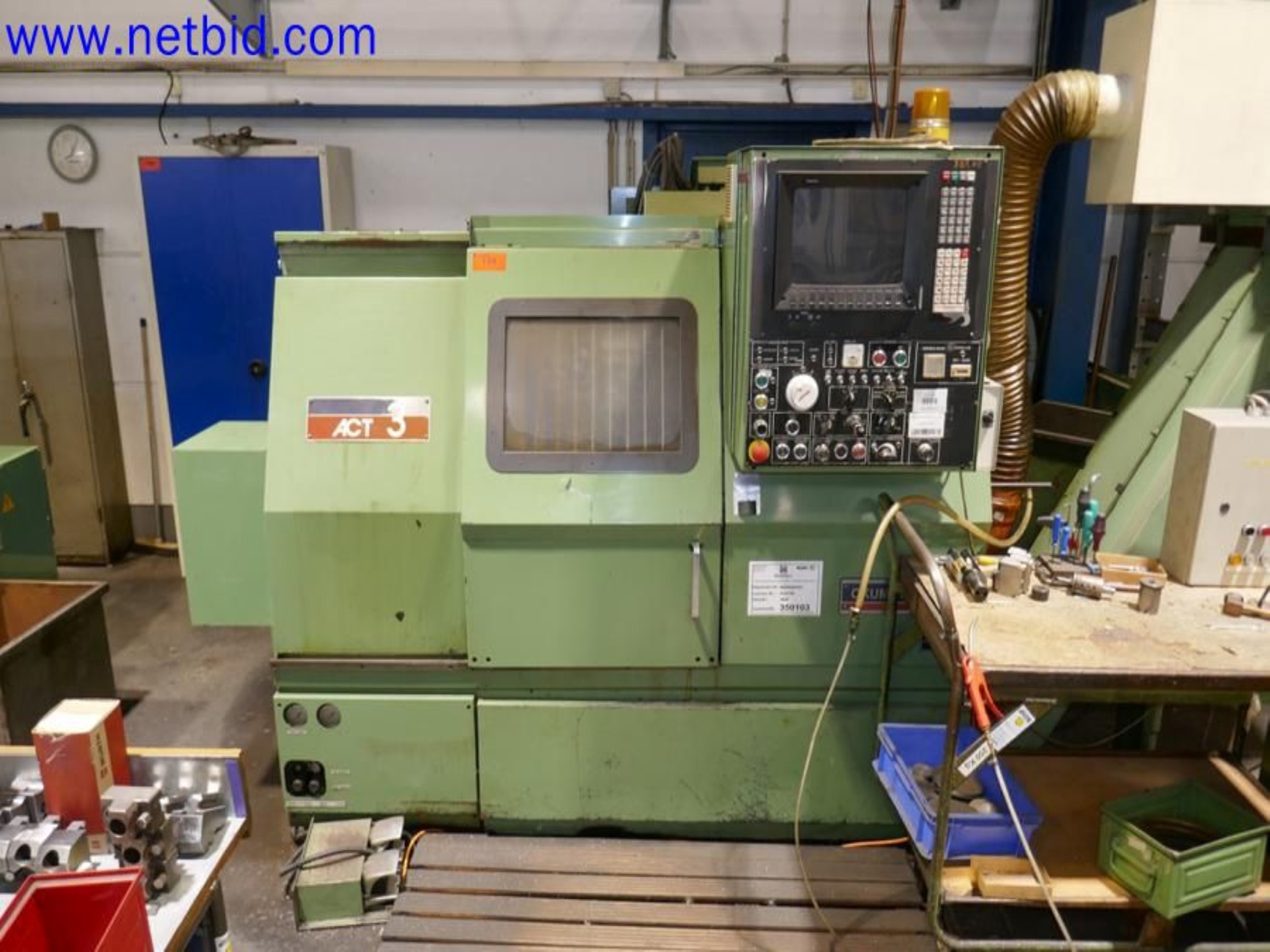 Machines from the toolmaking sector (CNC machining, grinding technology)-1