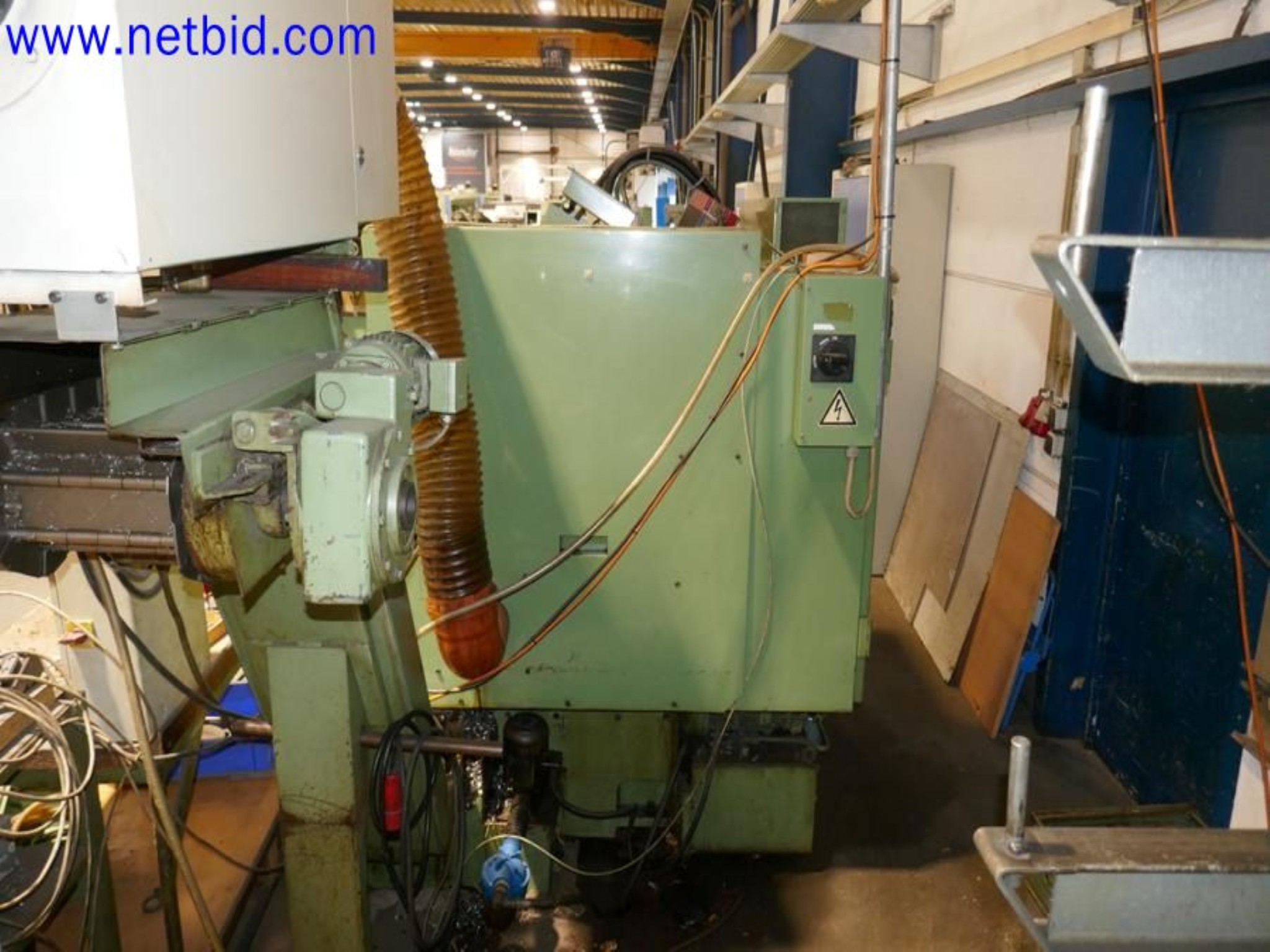 Machines from the toolmaking sector (CNC machining, grinding technology)-7