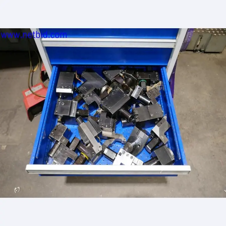 Machines from the toolmaking sector (CNC machining, grinding technology)-16