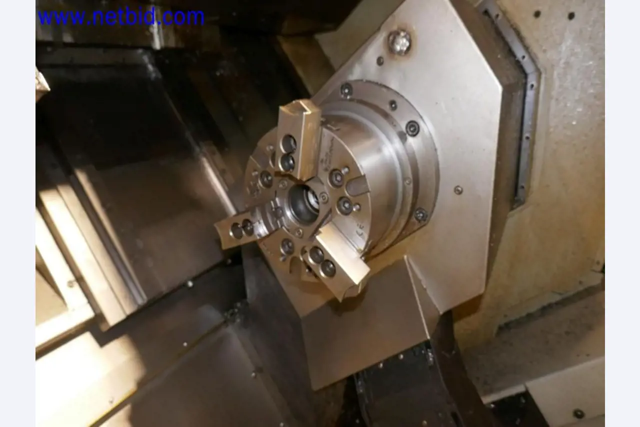 Machines from the toolmaking sector (CNC machining, grinding technology)-20
