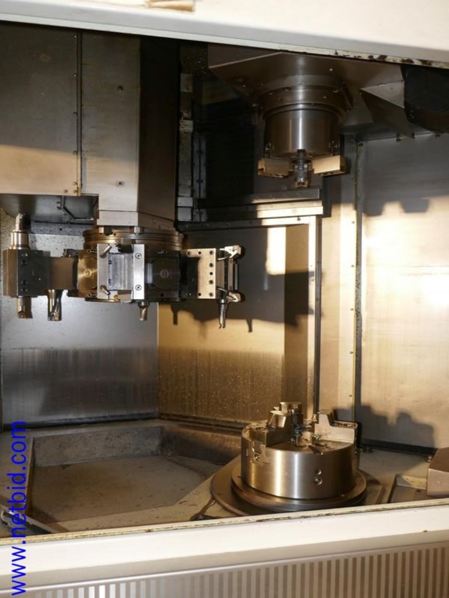 Machines from the toolmaking sector (CNC machining, grinding technology)-23