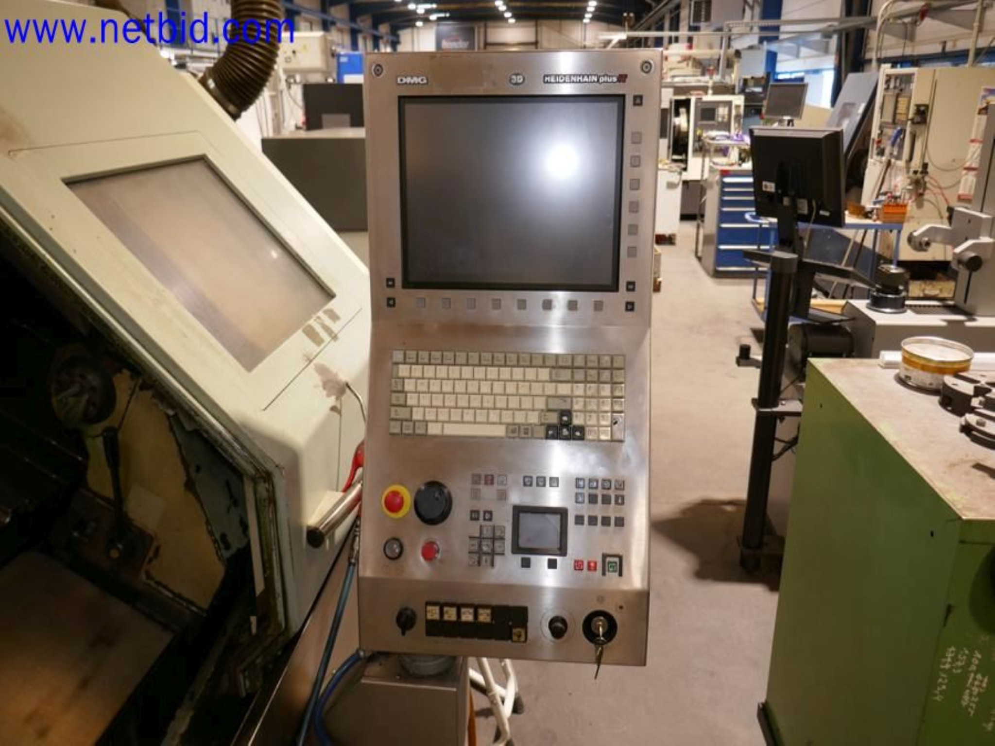 Machines from the toolmaking sector (CNC machining, grinding technology)-10