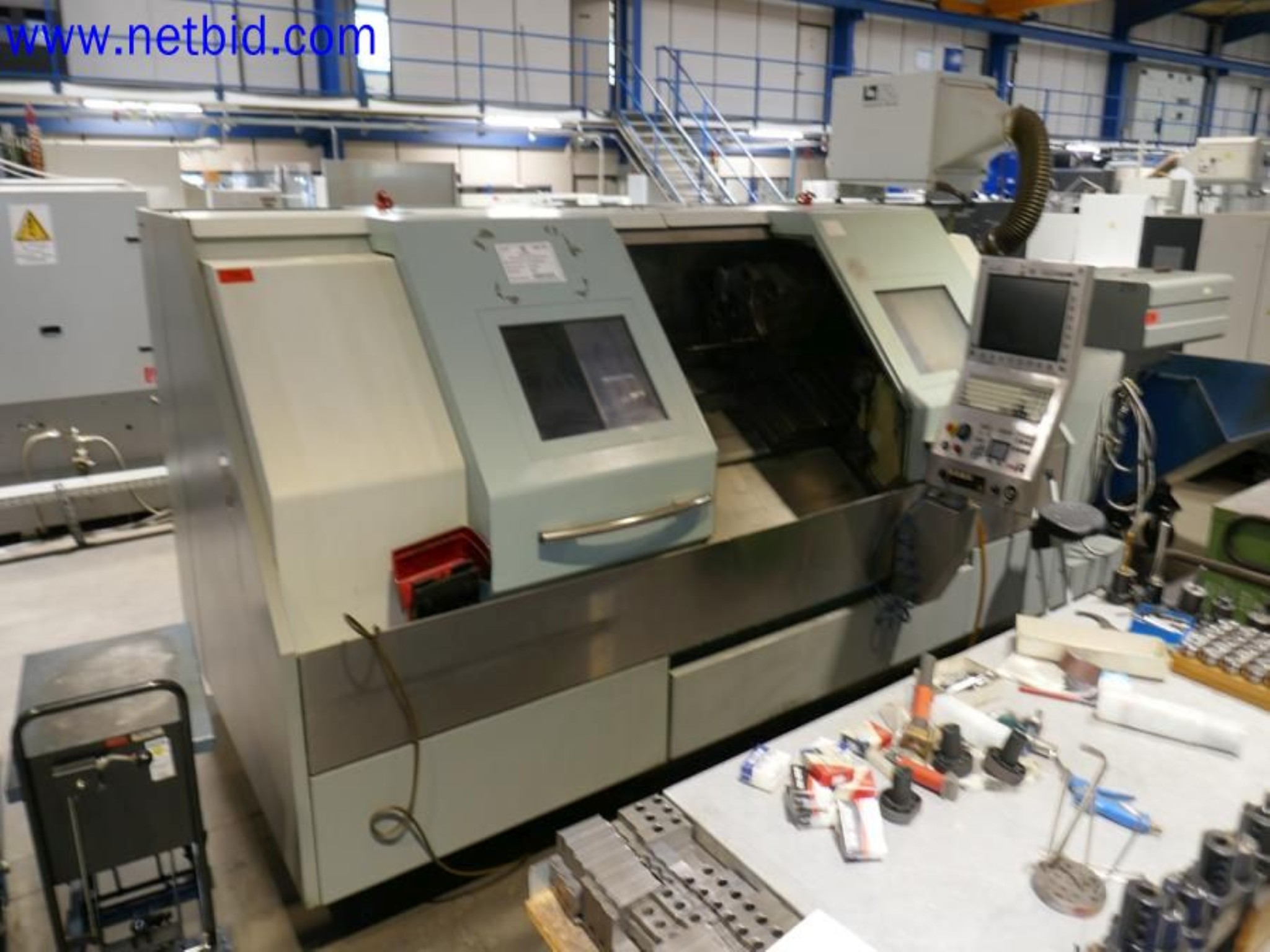 Machines from the toolmaking sector (CNC machining, grinding technology)-2