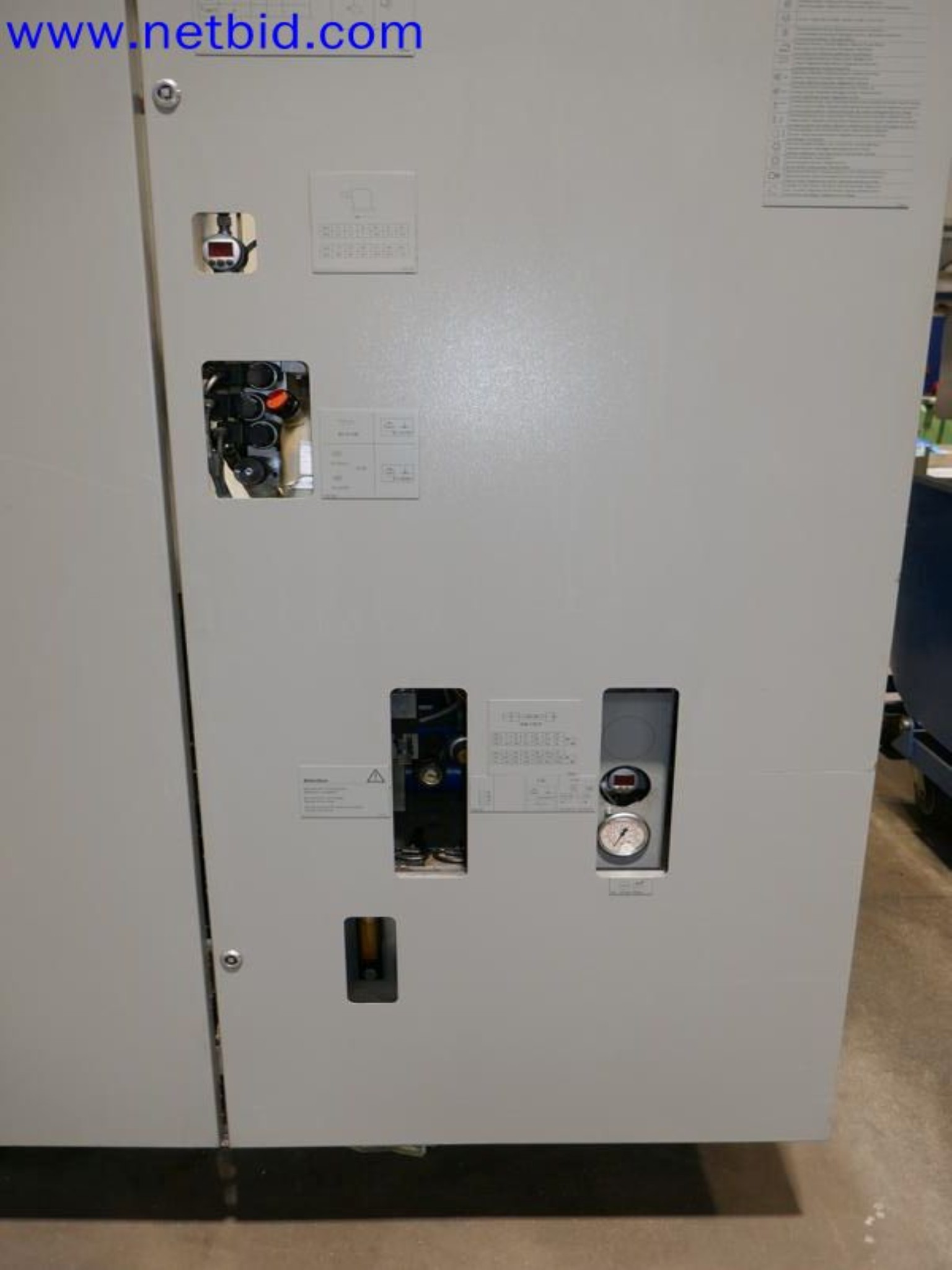 Machines from the toolmaking sector (CNC machining, grinding technology)-3