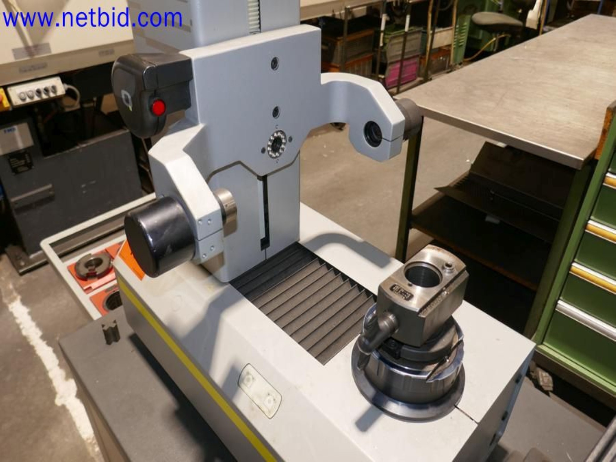 Machines from the toolmaking sector (CNC machining, grinding technology)-2