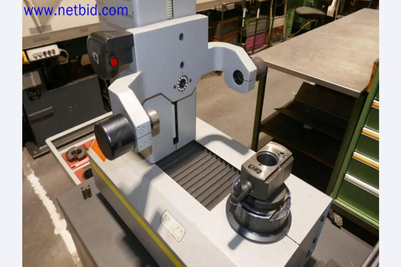 Machines from the toolmaking sector (CNC machining, grinding technology)-2