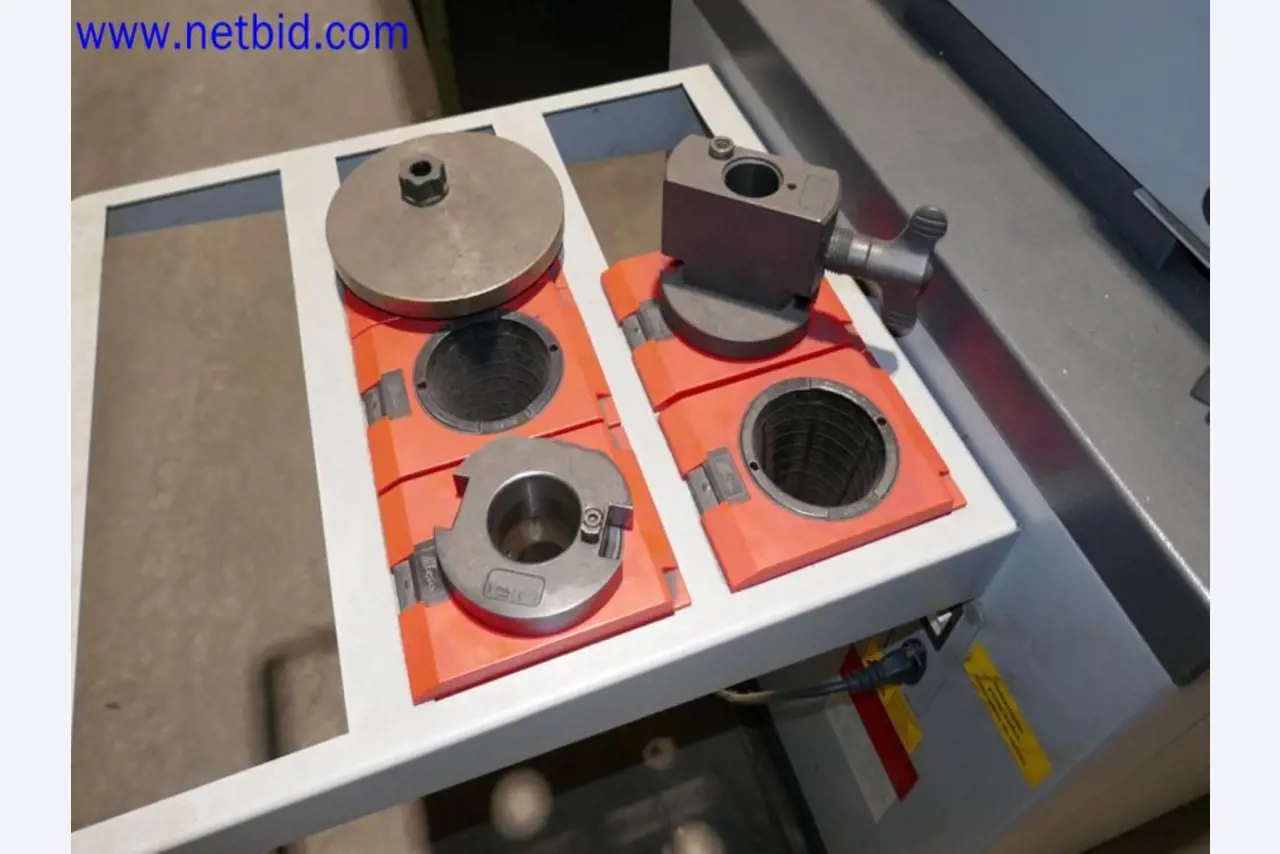 Machines from the toolmaking sector (CNC machining, grinding technology)-3