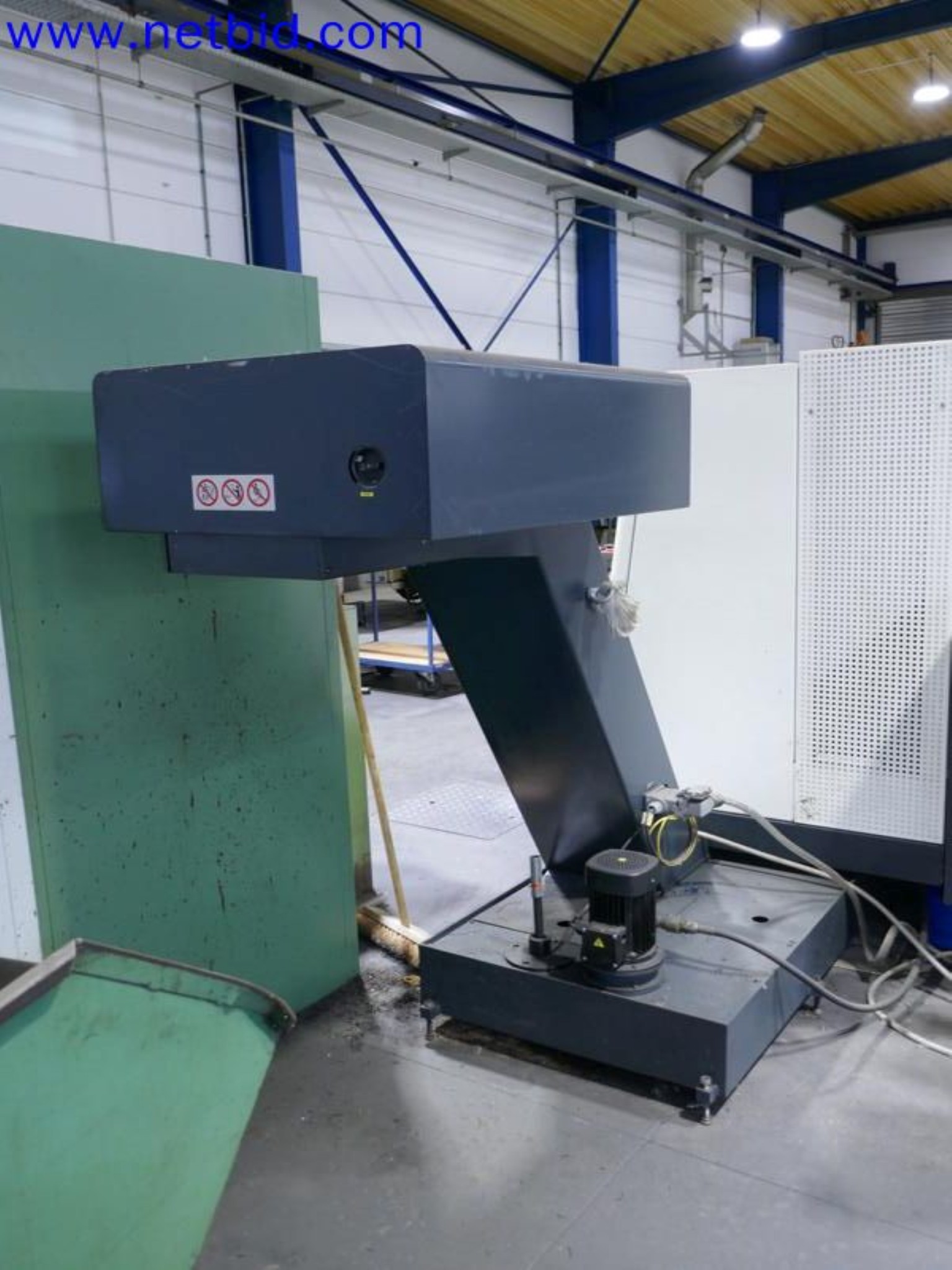 Machines from the toolmaking sector (CNC machining, grinding technology)-8