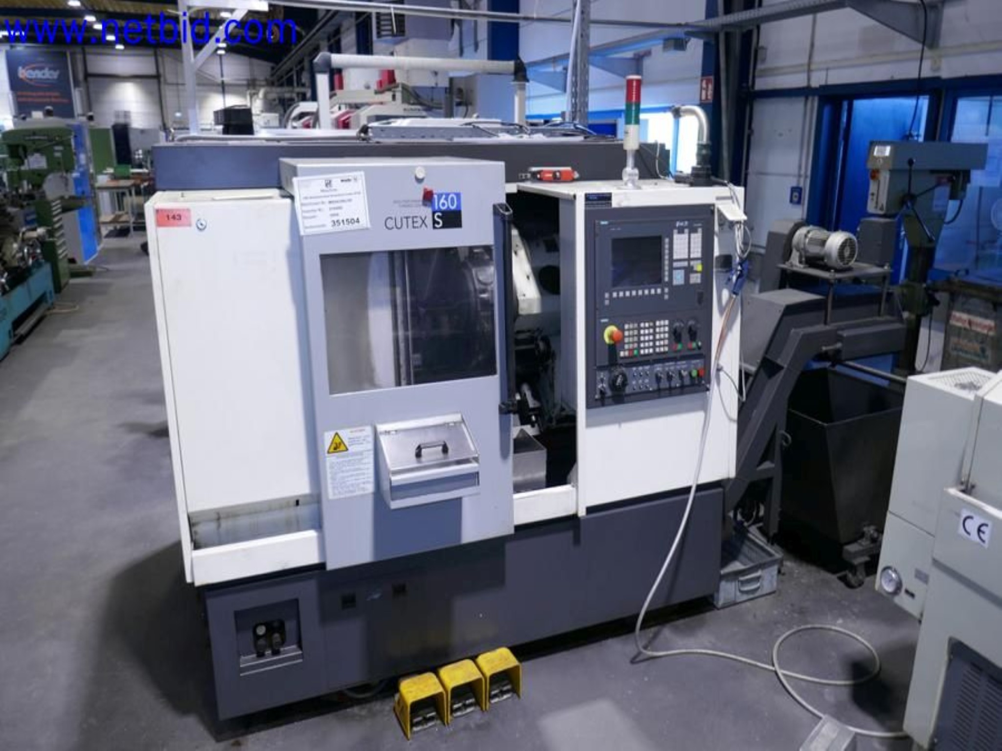 Machines from the toolmaking sector (CNC machining, grinding technology)-3