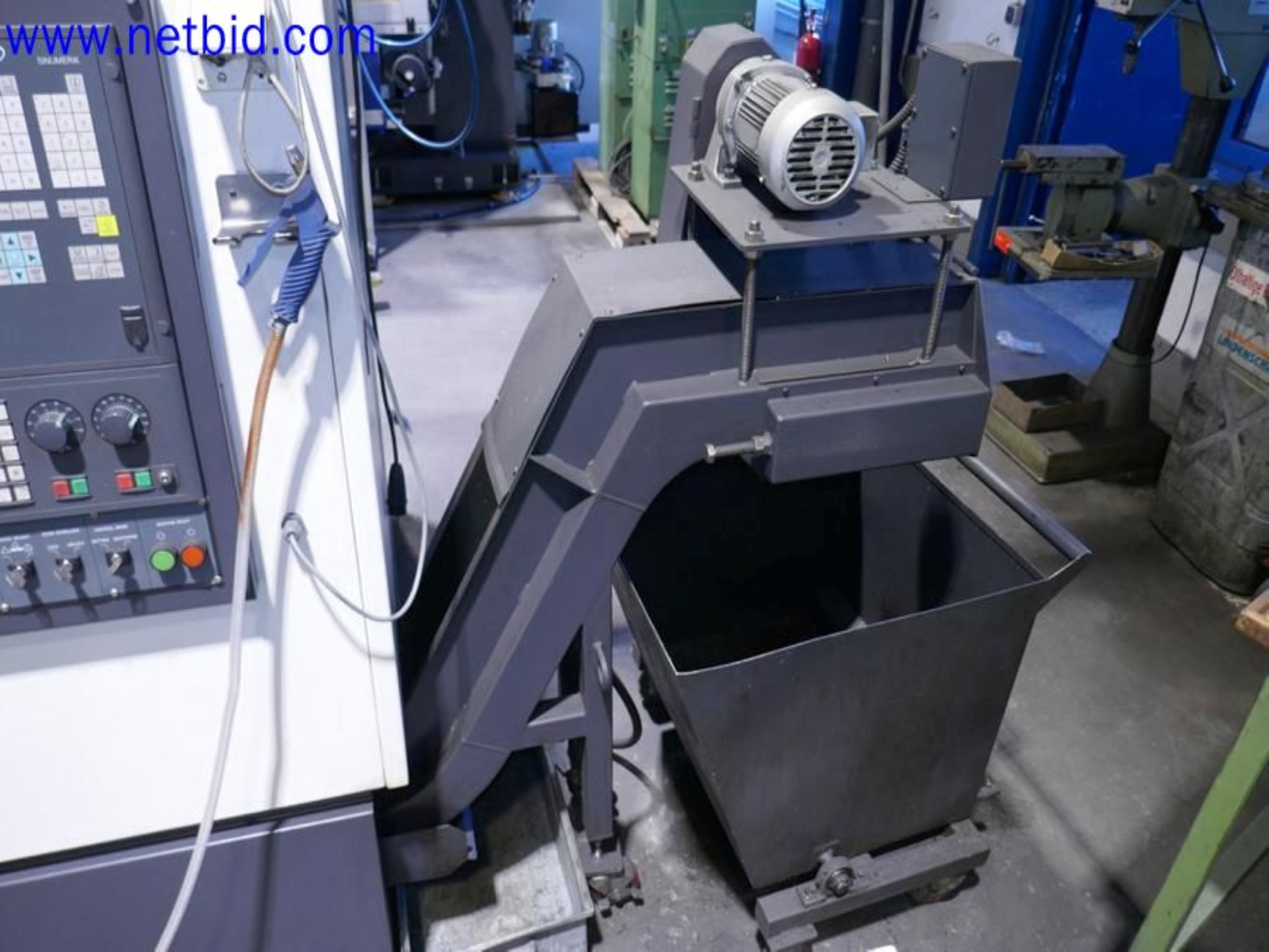 Machines from the toolmaking sector (CNC machining, grinding technology)-9