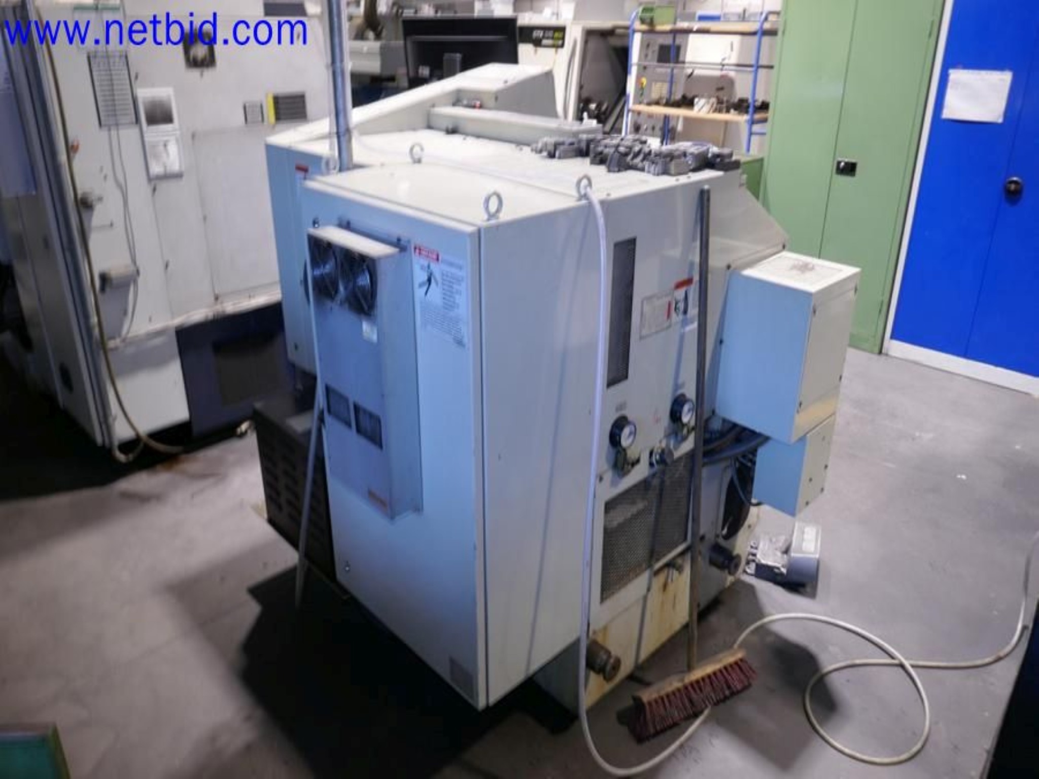 Machines from the toolmaking sector (CNC machining, grinding technology)-8