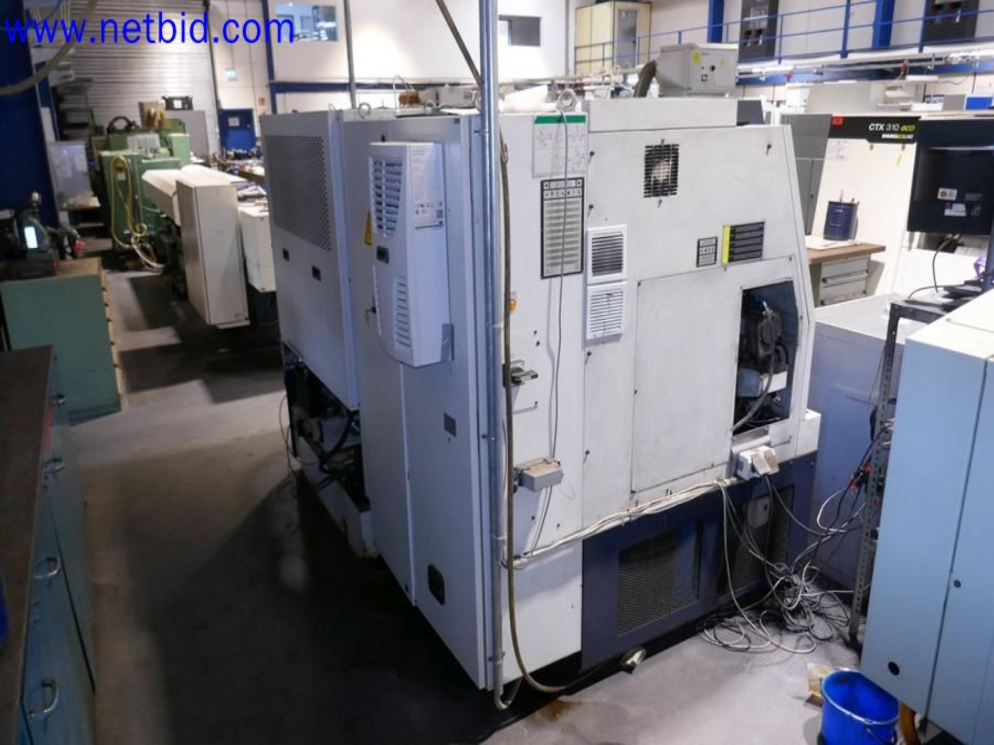 Machines from the toolmaking sector (CNC machining, grinding technology)-7