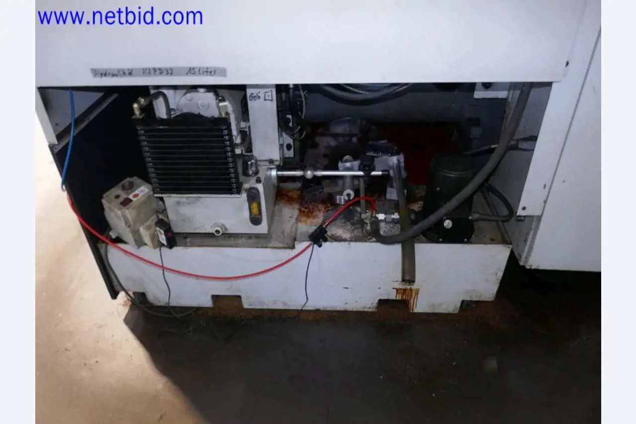 Machines from the toolmaking sector (CNC machining, grinding technology)-8