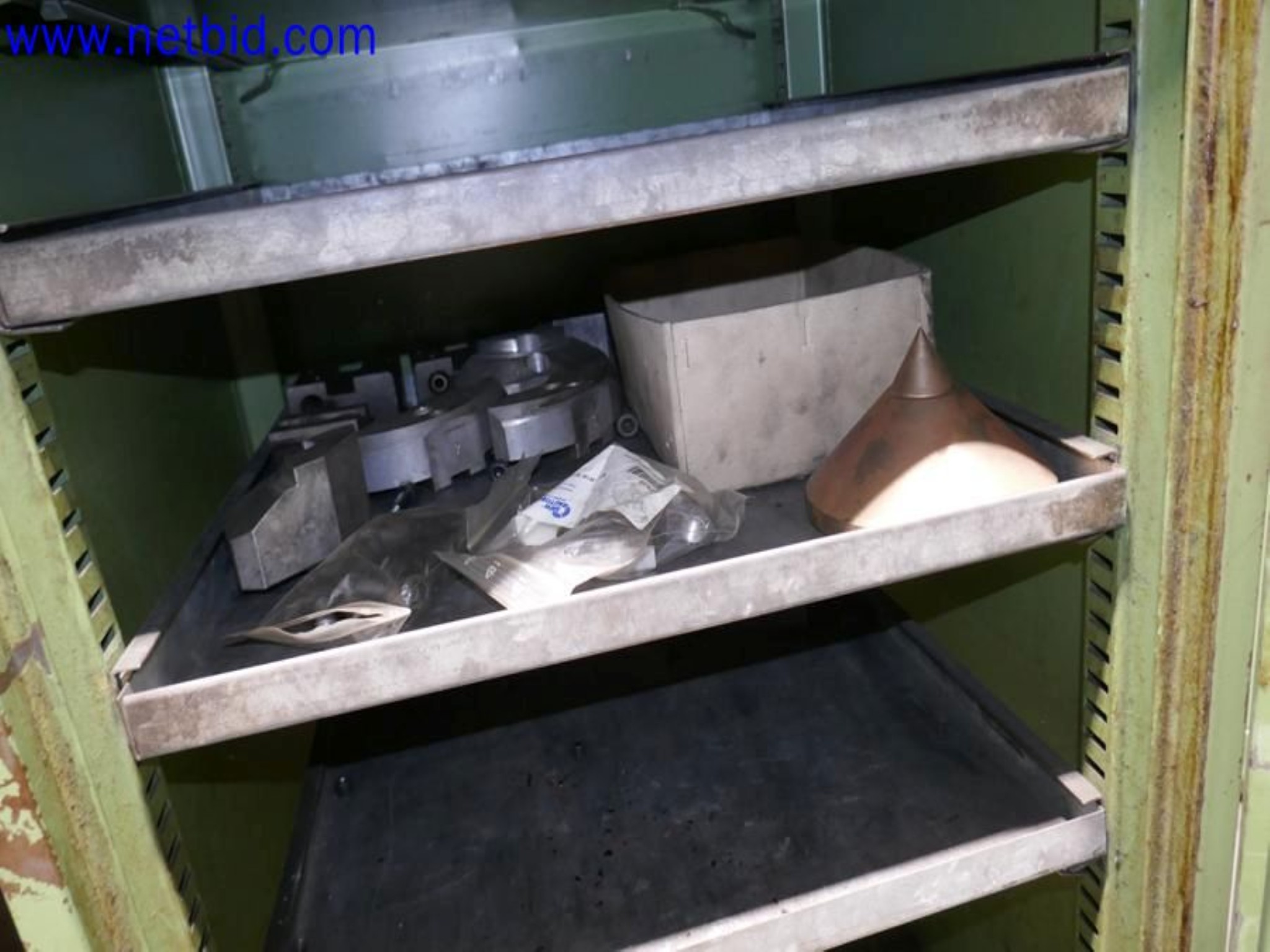 Machines from the toolmaking sector (CNC machining, grinding technology)-5